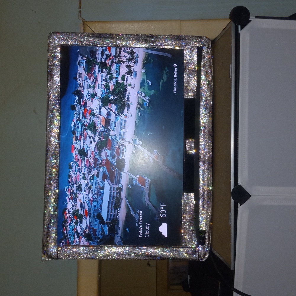 Small Toshiba Flat-screen Tv